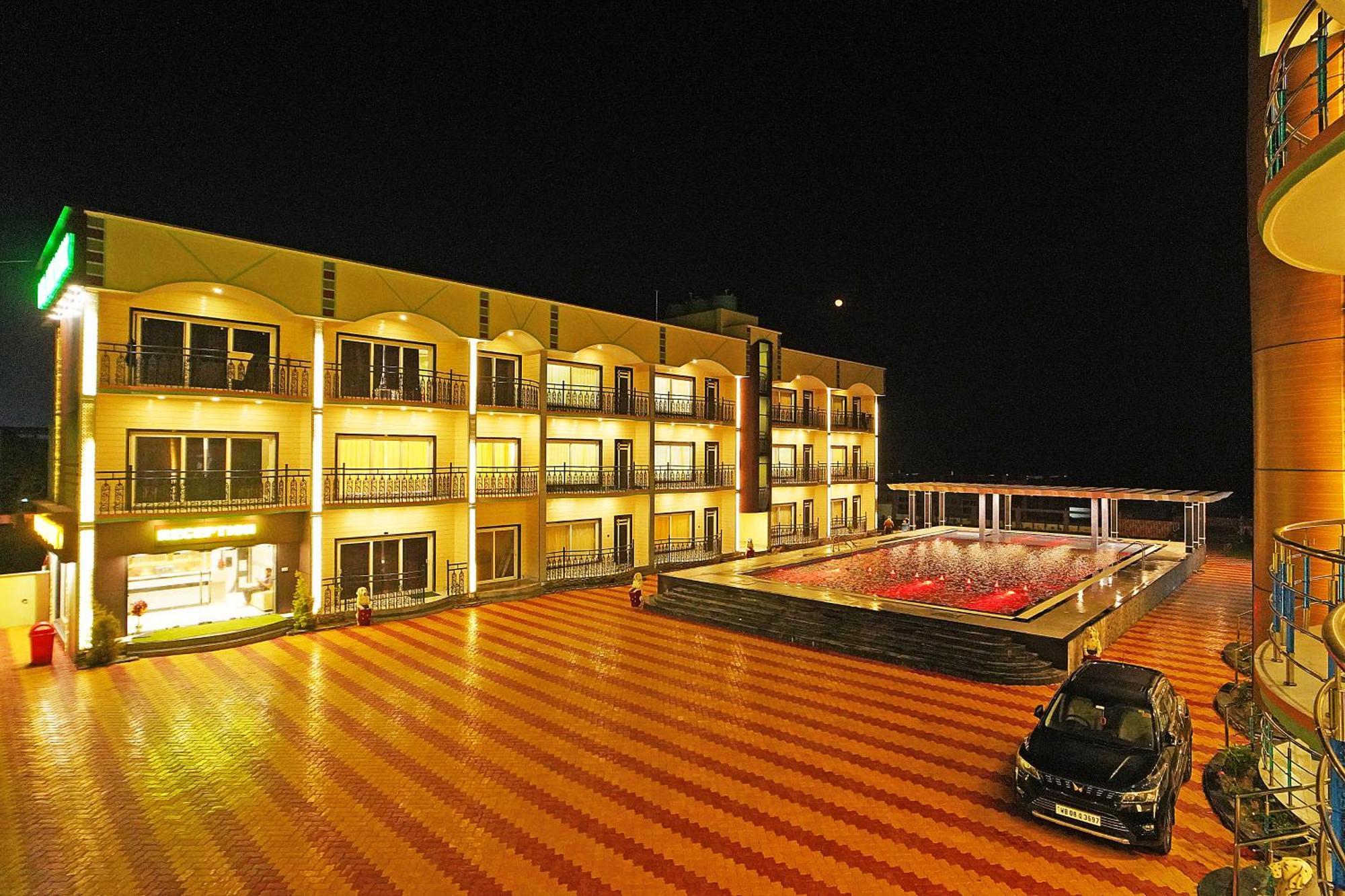 India Beach Resort !! Front Sea View !! ماندارموني المظهر الخارجي الصورة